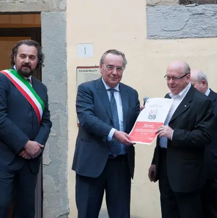 Autorità e Mastro Santi