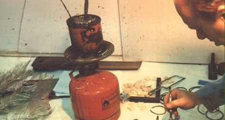 Preparazione colla a caldo