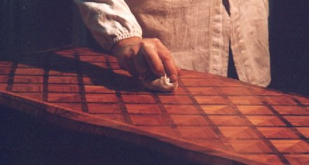 Lucidatura a tampone o spirito